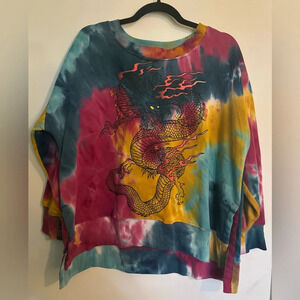 No Comment Womens Sz‎ 1X Tie Dye Cropped Sweatshirt Side Slits Dragon Graphic